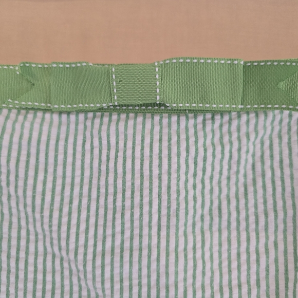 Woman's Dress - Picture 3 of 6